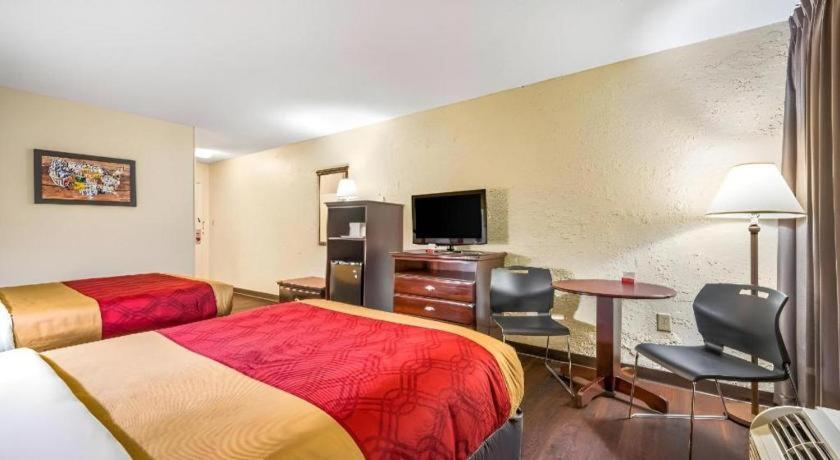 Econo Lodge Corinth Exterior foto